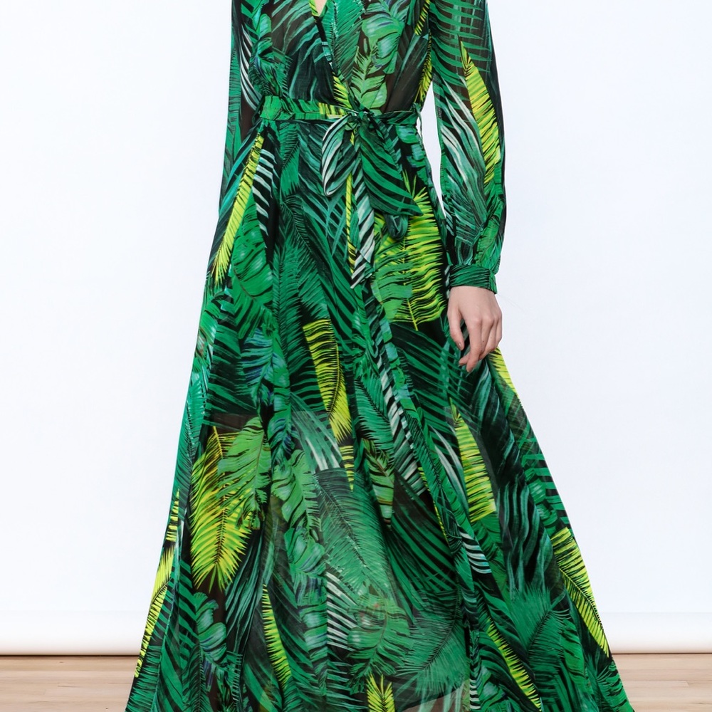 Brand New Tropical print maxi dress Sz L